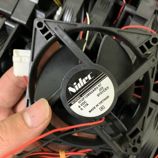 QUẠT TỦ LẠNH PANASONIC 8V